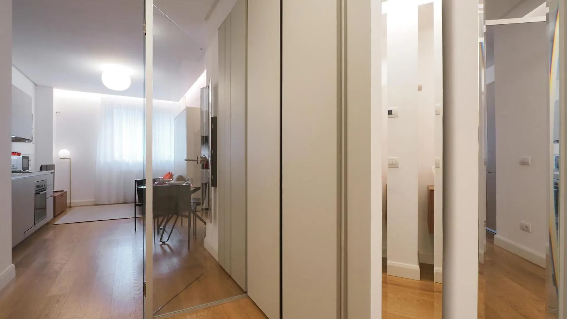 Porta Nuova Apartment Mediolan 0*,